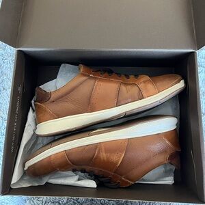 Boys Size 7 M Florsheim Shoe Company Shoes in Cognac NWT